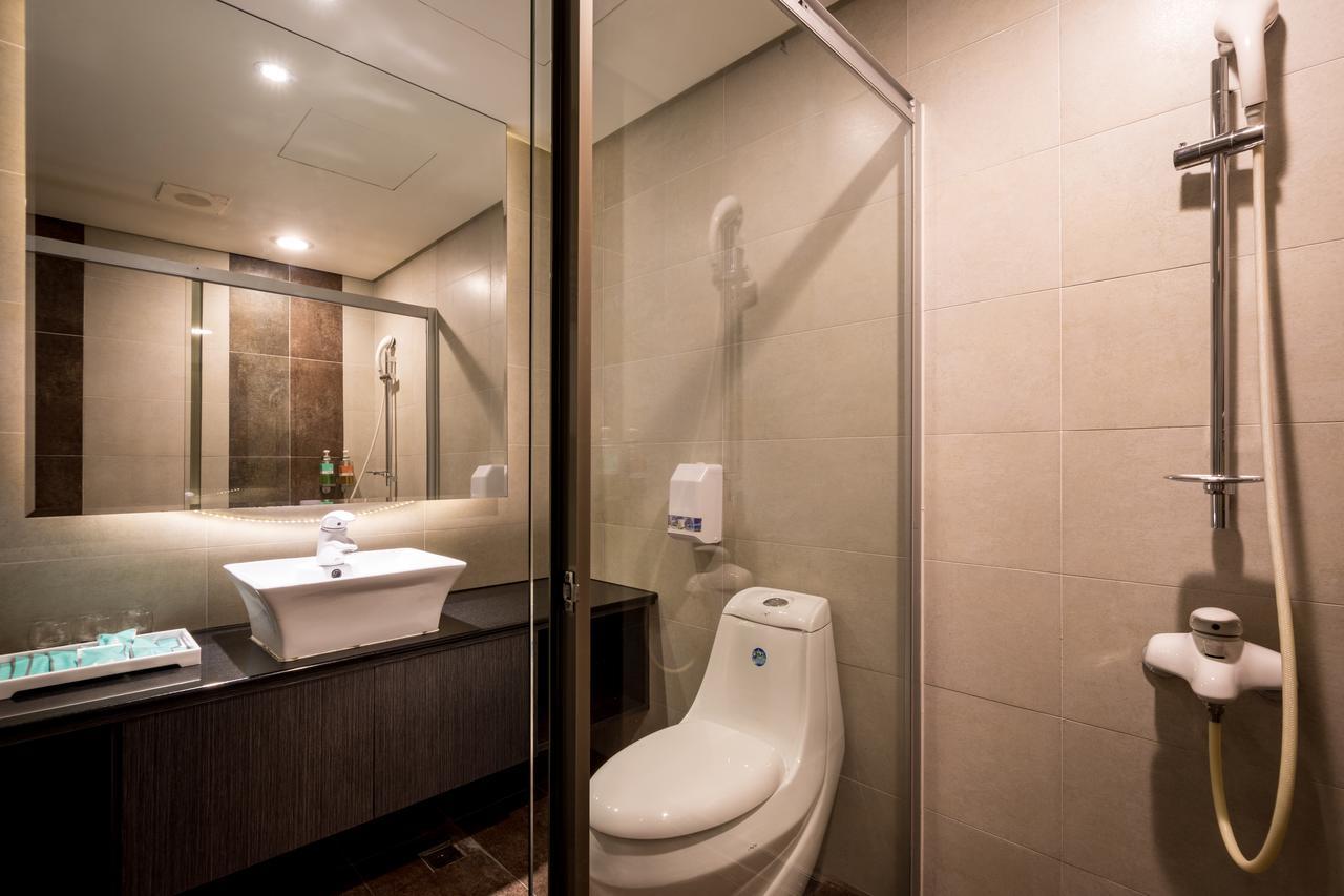 Yundu Business Hotel Mailiao ภายนอก รูปภาพ